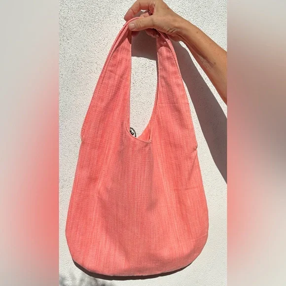 Disney Little Mermaid Flounder glitter bag - Picture 3 of 5